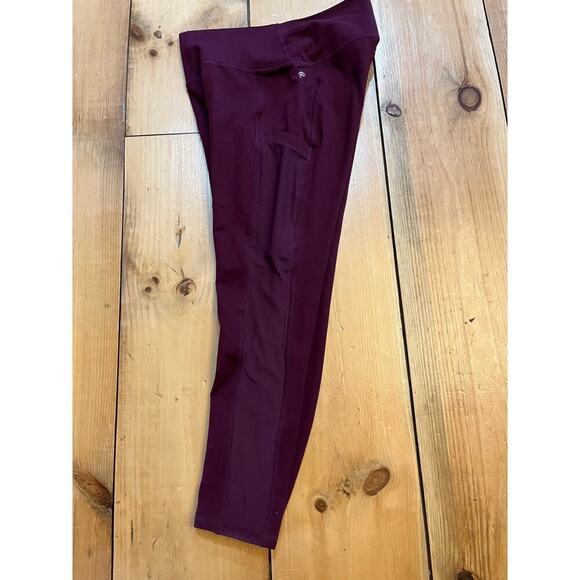 Fabletics women's powerhold athletic leggings. Purple. Size Small. Pocket. Mesh - Picture 3 of 7